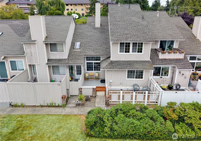 Photo 1 of Sale Pending at 442 E 31st Street #D3, Bremerton, WA 98310 | MLS# NWM2576339 | Listing updated on 2026-09-20