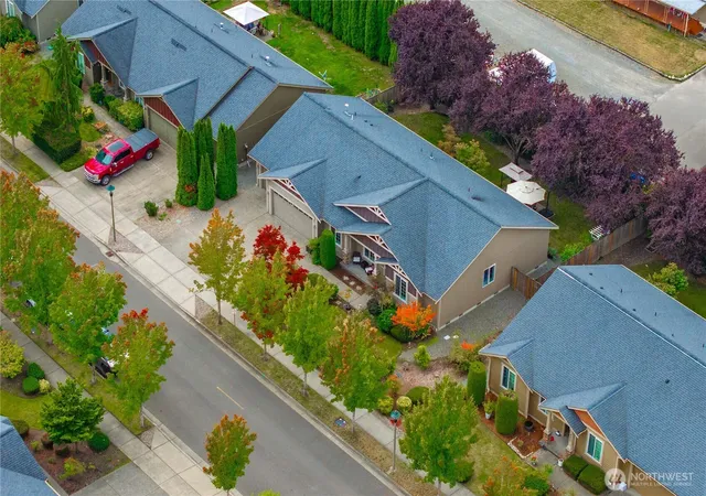 Photo 3 of Sale Pending at 4908 154th Avenue Ct E, Sumner, WA 98390 | MLS# NWM2576348 | Listing updated on 2026-09-29