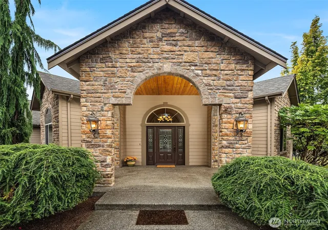Photo 2 of Single family home for sale at 11822 123rd Avenue Ne, Lake Stevens, WA 98258 | MLS# NWM2576352 | Listing updated on 2026-09-26