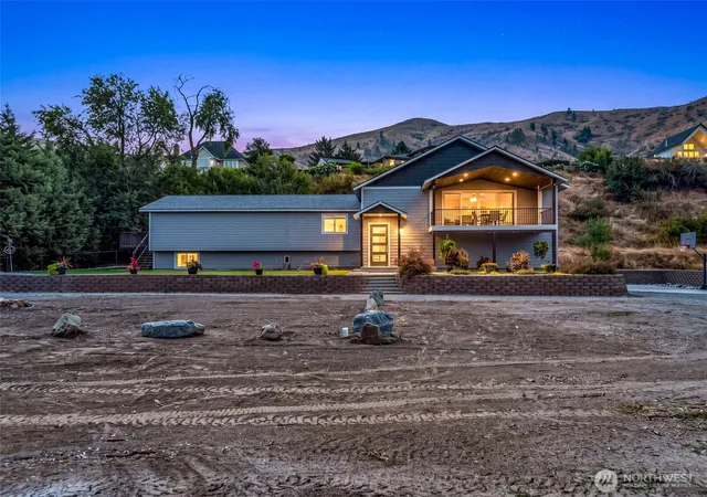 Photo 1 of Sale Pending at 64 Spurlock Ln, Monitor, WA 98836 | MLS# NWM2576357 | Listing updated on 2026-09-25