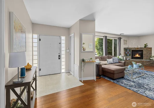 Photo 2 of Single family home for sale at 5025 Wilmington Ave, Everett, WA 98203 | MLS# NWM2576359 | Listing updated on 2026-09-30