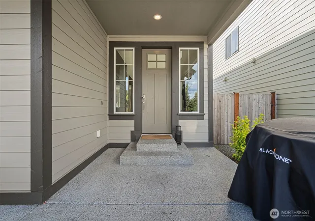 Photo 3 of Single family home for sale at 6653 Percy Ln Se, Tumwater, WA 98501 | MLS# NWM2576371 | Listing updated on 2026-10-02