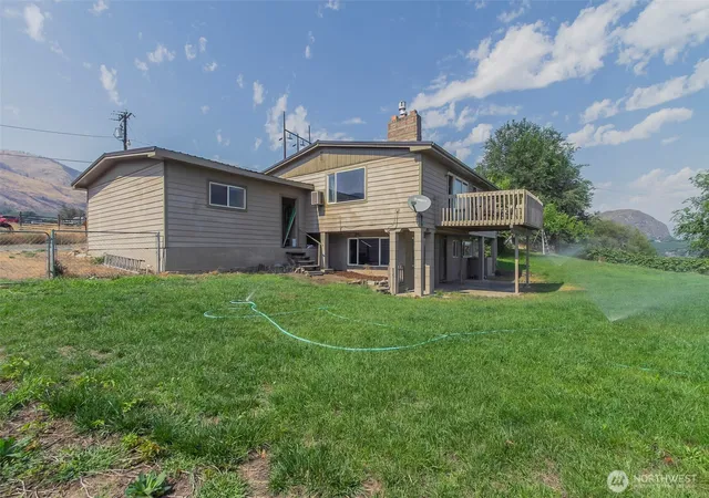 Photo 4 of Sale Pending at 38 Hart Rd, Oroville, WA 98844 | MLS# NWM2576377 | Listing updated on 2026-09-22