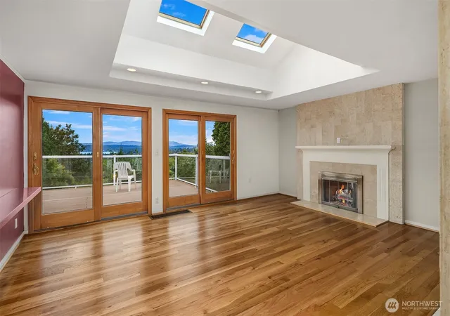 Photo 4 of Sale Pending at 4038 24th Place S, Seattle, WA 98108 | MLS# NWM2576415 | Listing updated on 2026-09-21