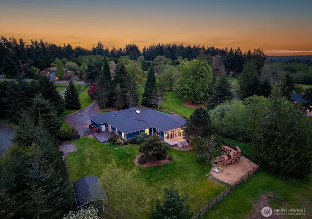 Photo 4 of Single family home for sale at 4902 74th Lane NE, Olympia, WA 98516 | MLS# NWM2576422 | Listing updated on 2026-09-25