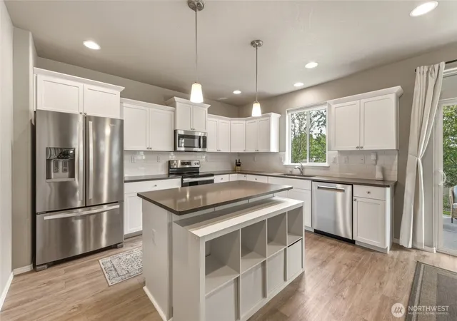 Photo 3 of Single family home for sale at 1103 Sw Julia St, College Place, WA 99324 | MLS# NWM2576432 | Listing updated on 2026-09-29