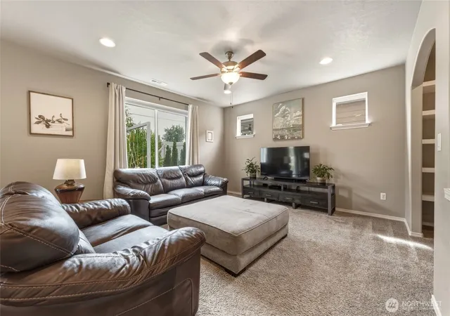 Photo 4 of Single family home for sale at 1103 SW Julia St, College Place, WA 99324 | MLS# NWM2576432 | Listing updated on 2026-09-29