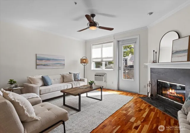 Photo 4 of Townhouse for sale at 1523 SE Cutter Ln, Vancouver, WA 98661 | MLS# NWM2576435 | Listing updated on 2026-09-23