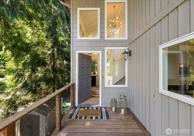 Photo 2 of Sale Pending at 2035 W Lake Sammamish Pkwy Se, Bellevue, WA 98008 | MLS# NWM2576457 | Listing updated on 2026-10-02