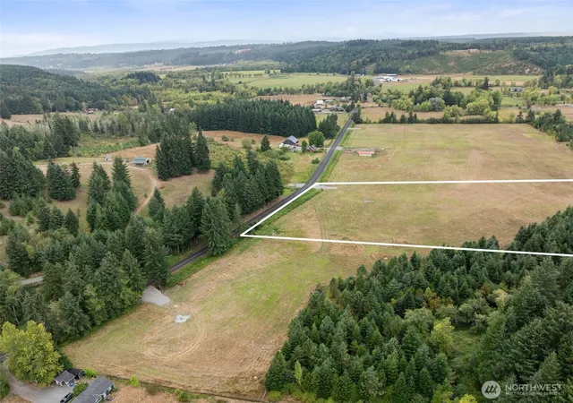 Photo 4 of Sale Pending at 193 Mattson Rd, Centralia, WA 98531 | MLS# NWM2576464 | Listing updated on 2026-09-27