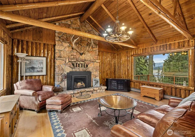 Photo 4 of Single family home for sale at 13421 Salmon La Sac Rd, Ronald, WA 98940 | MLS# NWM2576477 | Listing updated on 2026-09-20