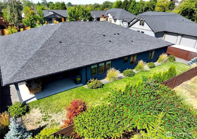 Photo 2 of Single family home for sale at 122 Sonoma Pl, Walla Walla, WA 99362 | MLS# NWM2576482 | Listing updated on 2026-09-30