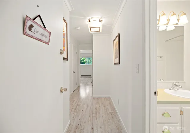 Photo 4 of Condo for sale at 914 6th Avenue N #201, Seattle, WA 98109 | MLS# NWM2576485 | Listing updated on 2026-09-30
