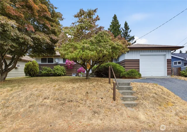 Photo 1 of Sale Pending at 420 S 128th Street, Seattle, WA 98168 | MLS# NWM2576486 | Listing updated on 2026-09-21