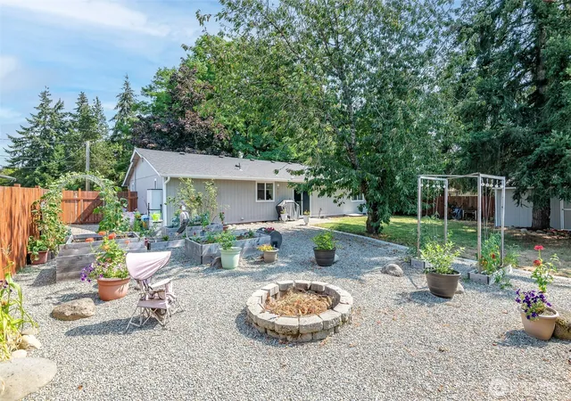 Photo 2 of Single family home for sale at 10111 Grove Rd Se, Yelm, WA 98597 | MLS# NWM2576489 | Listing updated on 2026-09-29