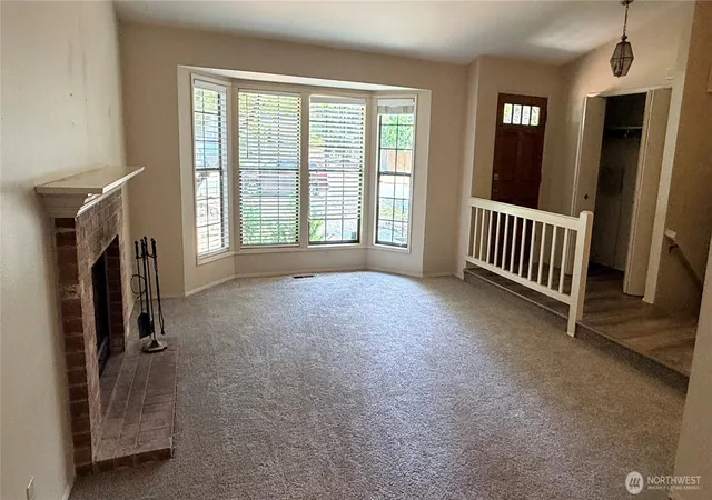 Photo 3 of Single family home for sale at 13807 173rd Avenue NE, Redmond, WA 98052 | MLS# NWM2576490 | Listing updated on 2026-09-25