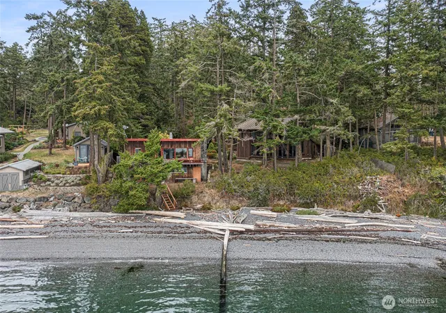 Photo 3 of Single family home for sale at 1443 Yacht Hvn Rd, Friday Harbor, WA 98250 | MLS# NWM2576504 | Listing updated on 2026-09-30