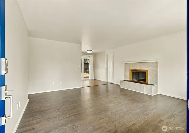 Photo 3 of Single family home for sale at 4813 190th Street Sw, Lynnwood, WA 98036 | MLS# NWM2576511 | Listing updated on 2026-09-29