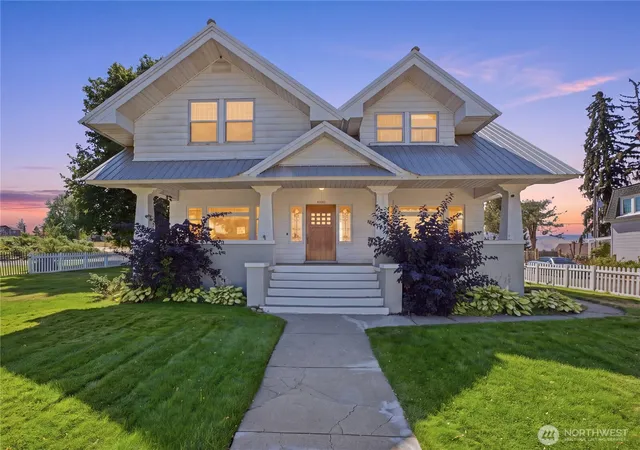 Photo 2 of Single family home for sale at 618 E Birch St, Waterville, WA 98858 | MLS# NWM2576512 | Listing updated on 2026-10-02