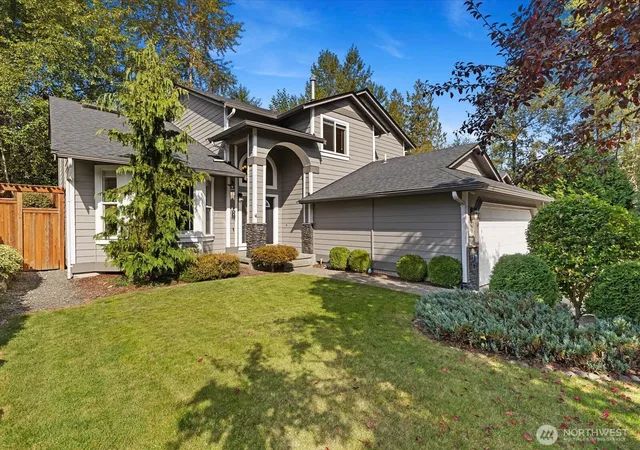 Photo 2 of Sale Pending at 12421 30th Place Ne, Lake Stevens, WA 98258 | MLS# NWM2576518 | Listing updated on 2026-10-02