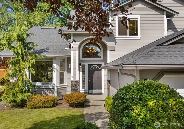 Photo 3 of Sale Pending at 12421 30th Place Ne, Lake Stevens, WA 98258 | MLS# NWM2576518 | Listing updated on 2026-10-02