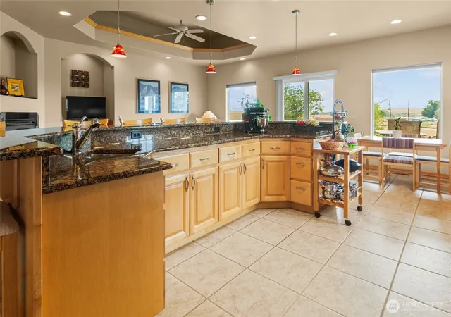 Photo 4 of Single family home for sale at 404 N Low St, Ritzville, WA 99169 | MLS# NWM2576524 | Listing updated on 2026-09-25