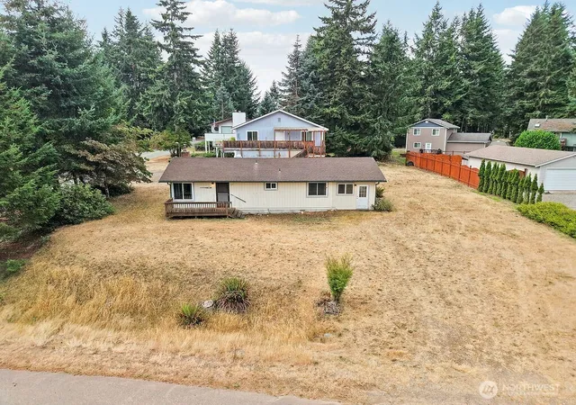 Photo 2 of Single family home for sale at 11 Finch Ln, Port Ludlow, WA 98365 | MLS# NWM2576528 | Listing updated on 2026-10-06