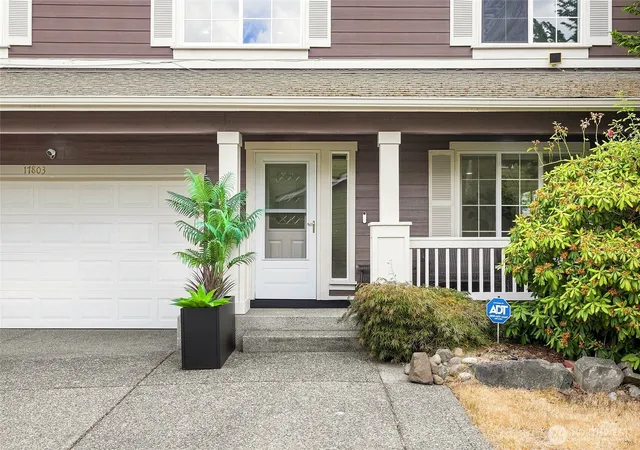 Photo 3 of Single family home for sale at 17803 Se 257th Street, Covington, WA 98042 | MLS# NWM2576542 | Listing updated on 2026-09-30