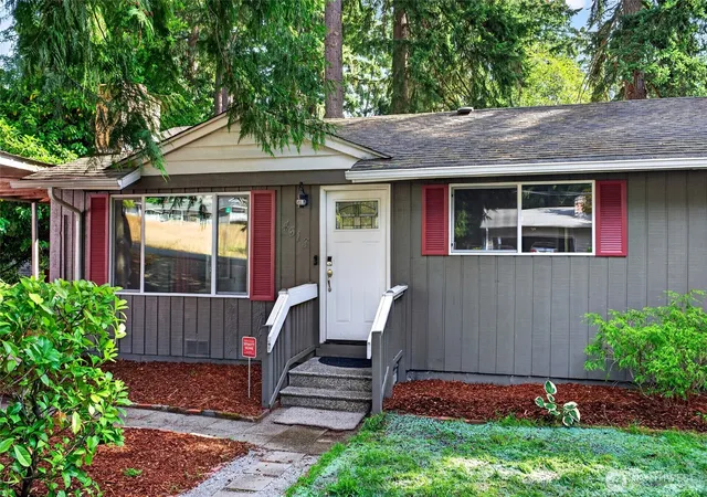 Photo 2 of Sale Pending at 4613 S 318th Street, Auburn, WA 98001 | MLS# NWM2576558 | Listing updated on 2026-09-25