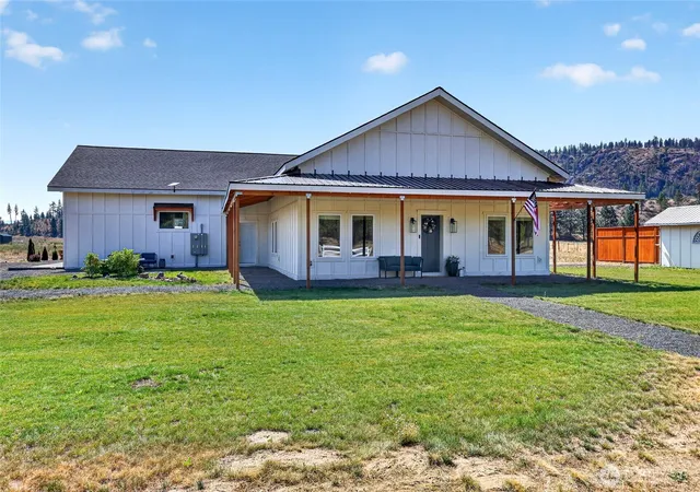 Photo 3 of Single family home for sale at 39182 Orchard Rd E, Davenport, WA 99122 | MLS# NWM2576568 | Listing updated on 2026-09-22