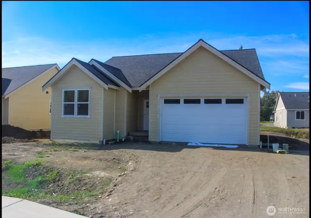 Photo 3 of Single family home for sale at 813 East 6th, Nooksack, WA 98276 | MLS# NWM2576574 | Listing updated on 2026-10-06