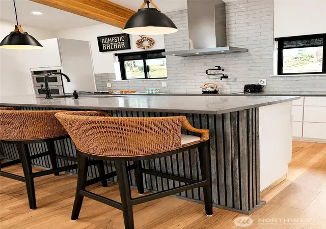 Photo 3 of Single family home for sale at 1011 Alden Rd, Aberdeen, WA 98520 | MLS# NWM2576583 | Listing updated on 2026-09-25