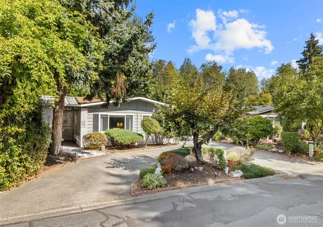 Photo 2 of Manufactured home for sale at 201 Union Ave Se #188, Renton, WA 98059 | MLS# NWM2576593 | Listing updated on 2026-09-25
