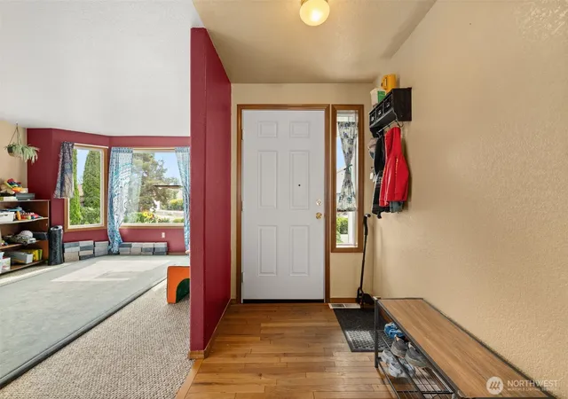 Photo 3 of Single family home for sale at 169 Jackson View Dr, Chehalis, WA 98532 | MLS# NWM2576596 | Listing updated on 2026-10-03