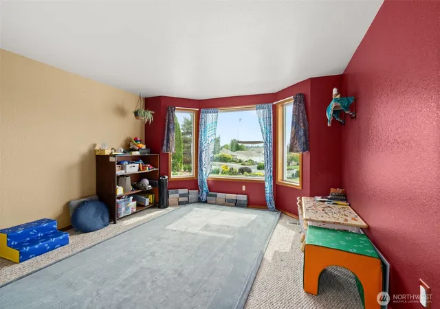 Photo 4 of Single family home for sale at 169 Jackson View Dr, Chehalis, WA 98532 | MLS# NWM2576596 | Listing updated on 2026-10-03