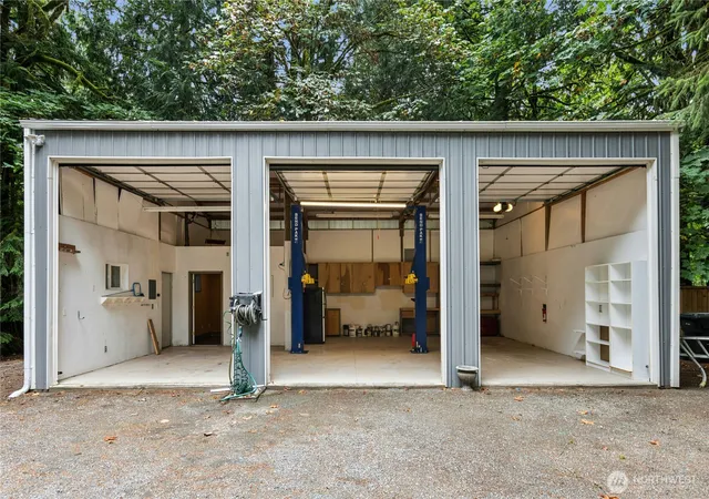 Photo 1 of Single family home for sale at 10421 324th Place SE, Issaquah, WA 98027 | MLS# NWM2576597 | Listing updated on 2026-09-30
