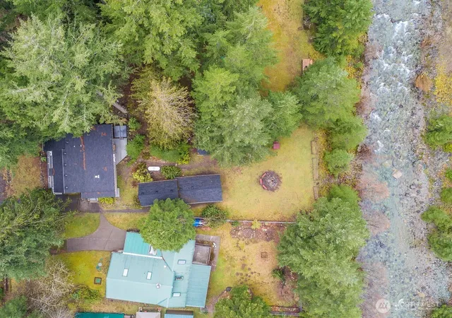 Photo 3 of Single family home for sale at 117 Butter Crk Ln, Packwood, WA 98361 | MLS# NWM2576609 | Listing updated on 2026-09-25