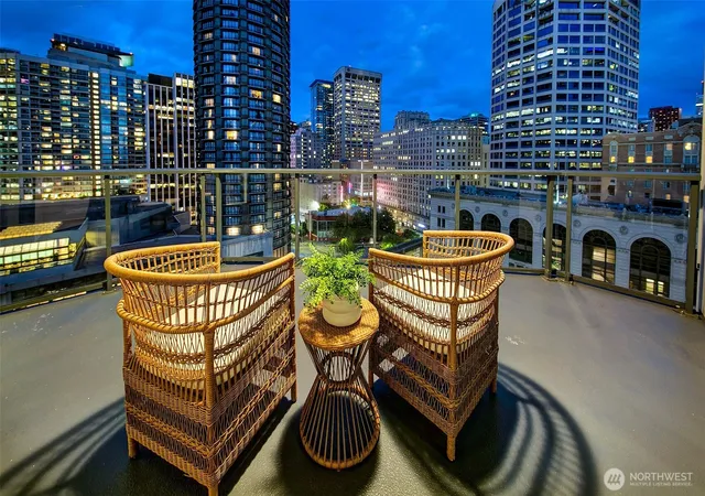 Photo 2 of Condo for sale at 1920 4th Avenue #908, Seattle, WA 98101 | MLS# NWM2576622 | Listing updated on 2026-09-29