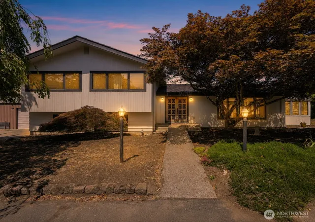 Photo 1 of Single family home for sale at 2344 Mt Baker Hwy, Bellingham, WA 98226 | MLS# NWM2576626 | Listing updated on 2026-09-24
