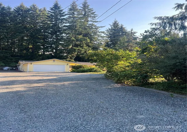 Photo 2 of Single family home for sale at 3818 Rose Rd, Stanwood, WA 98292 | MLS# NWM2576627 | Listing updated on 2026-09-25