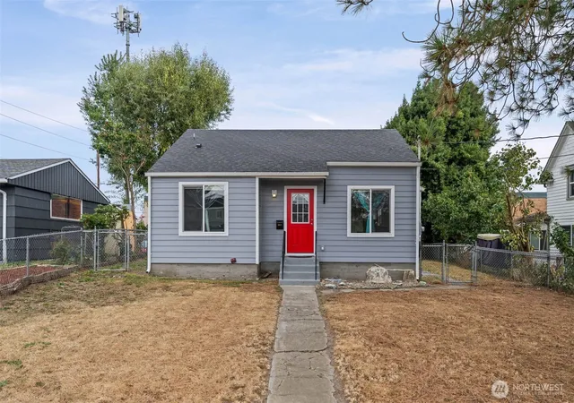 Photo 1 of Single family home for sale at 4811 S K St, Tacoma, WA 98408 | MLS# NWM2576631 | Listing updated on 2026-09-28
