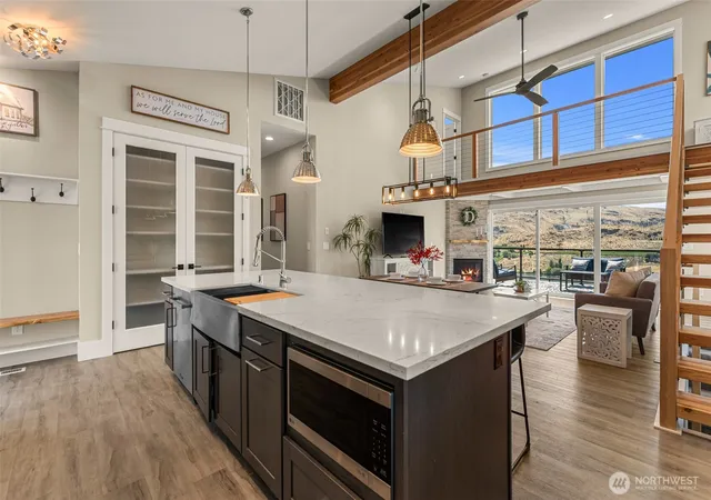 Photo 4 of Single family home for sale at 44 A Osprey Nest Rd, Pateros, WA 98846 | MLS# NWM2576636 | Listing updated on 2026-09-26