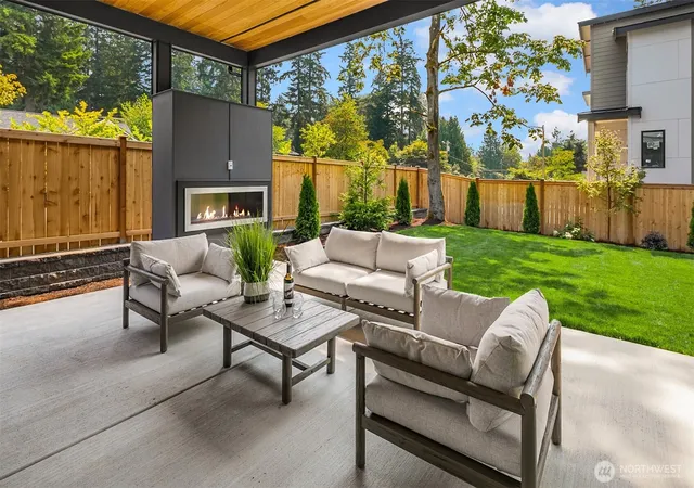 Photo 3 of Single family home for sale at 7921 NE 124th Street, Kirkland, WA 98034 | MLS# NWM2576644 | Listing updated on 2026-09-25
