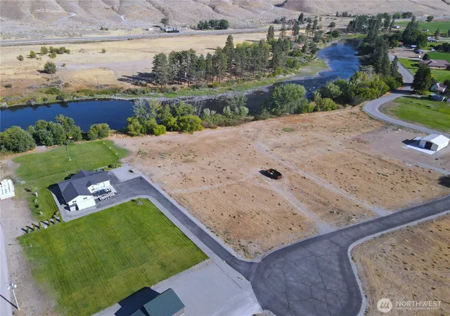 Photo 3 of Land for sale at 0 Tbd Chinook Point Ln, Okanogan, WA 98840 | MLS# NWM2576653 | Listing updated on 2026-09-25