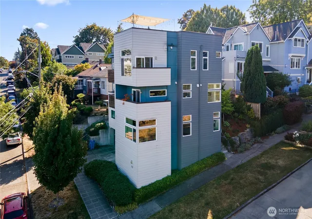Photo 1 of Townhouse for sale at 1735 27th Avenue, Seattle, WA 98122 | MLS# NWM2576656 | Listing updated on 2026-09-25