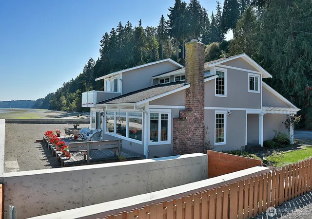 Photo 2 of Sale Pending at 3795 Bells Ln, Langley, WA 98260 | MLS# NWM2576667 | Listing updated on 2026-09-25