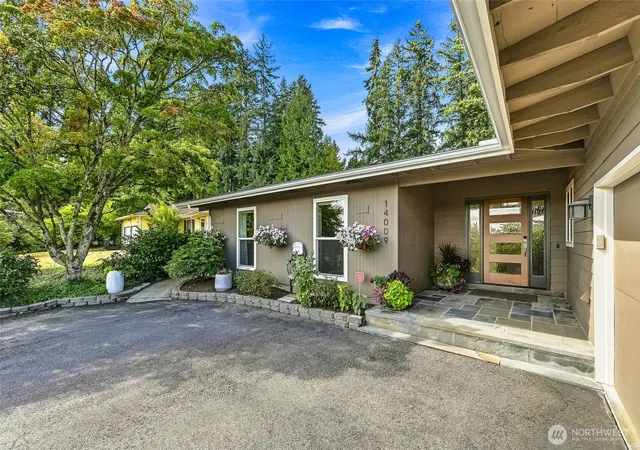 Photo 3 of Single family home for sale at 14009 Ne 74th Street, Redmond, WA 98052 | MLS# NWM2576670 | Listing updated on 2026-10-02
