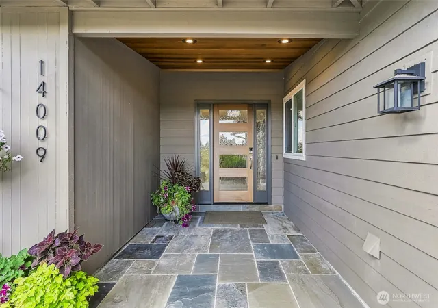 Photo 3 of Single family home for sale at 14009 NE 74th Street, Redmond, WA 98052 | MLS# NWM2576670 | Listing updated on 2026-10-02