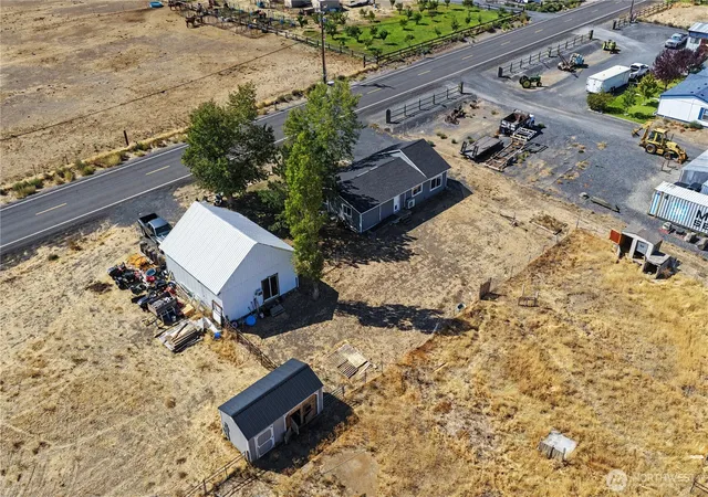 Photo 1 of Single family home for sale at 3986 Road 20 Ne, Soap Lake, WA 98851 | MLS# NWM2576672 | Listing updated on 2026-09-29