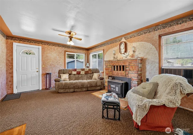 Photo 4 of Sale Pending at 160 Gharet Rd, Randle, WA 98377 | MLS# NWM2576717 | Listing updated on 2026-09-25